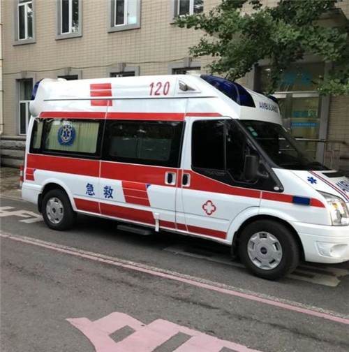 驿城选择我们的救护车出租,开启安心转院之旅